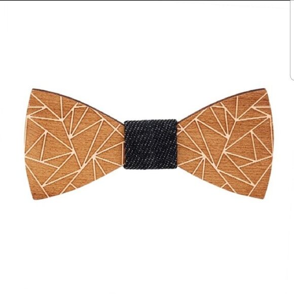 Geometric Patterned Wooden Bow Tie - Picture 1 of 2